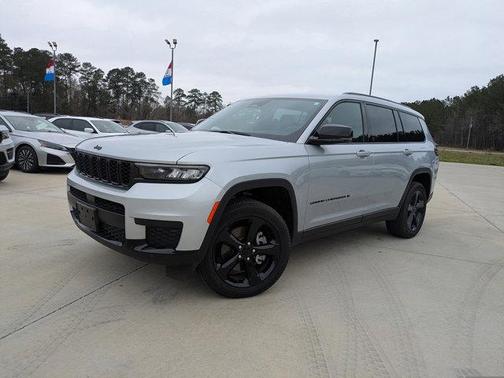 2023 Jeep Grand Cherokee L Altitude