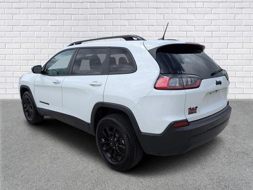 2023 Jeep Cherokee Altitude