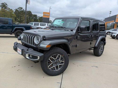 2025 Jeep Wrangler 4-Door Sahara 4x4