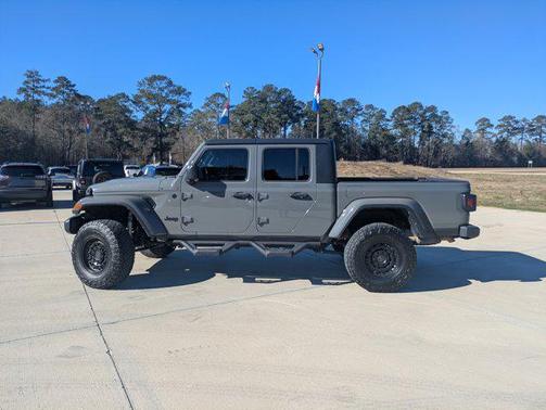 2021 Jeep Gladiator Willys 4x4