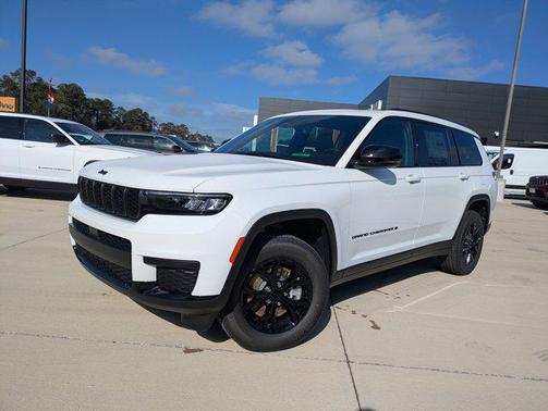 2025 Jeep Grand Cherokee L Altitude