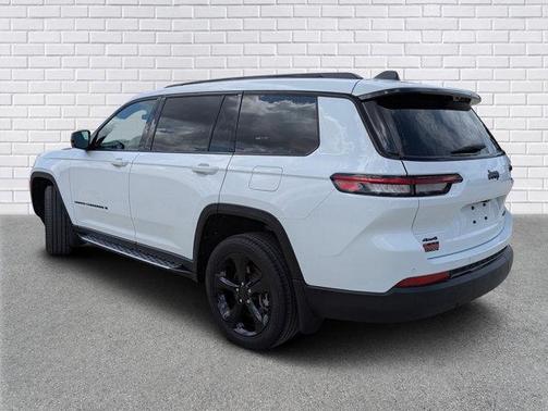 Bright White Clearcoat 2025 Jeep Grand Cherokee L Limited
