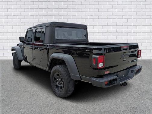 2023 Jeep Gladiator Sport