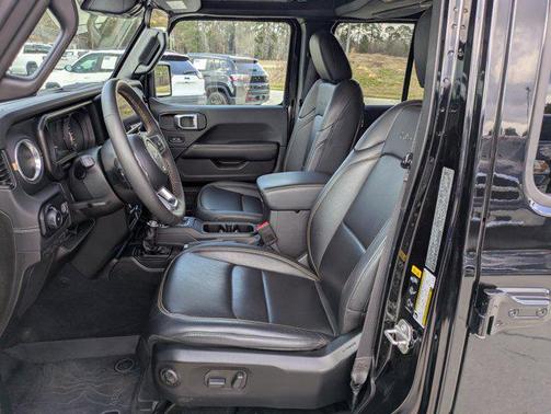 2024 Jeep Wrangler 4-Door Sahara 4x4