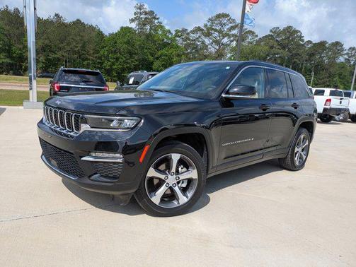 2023 Jeep Grand Cherokee Limited X