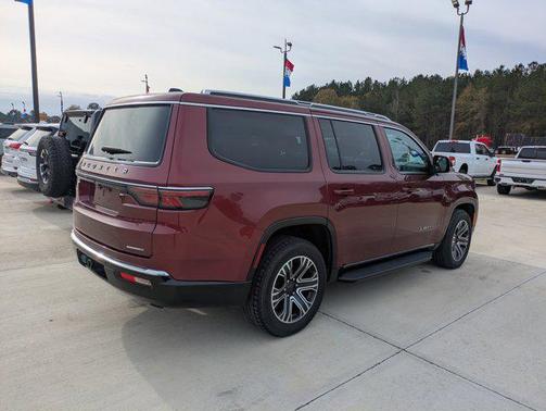 2024 Jeep Wagoneer Series II 4x2