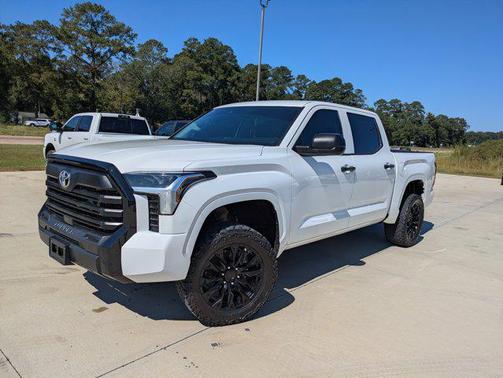 2024 Toyota Tundra SR