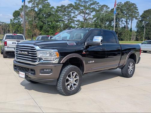 Diamond Black Crystal Pearlcoat 2024 RAM 2500 Longhorn