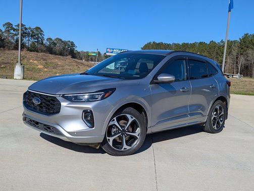 2023 Ford Escape ST-Line Elite