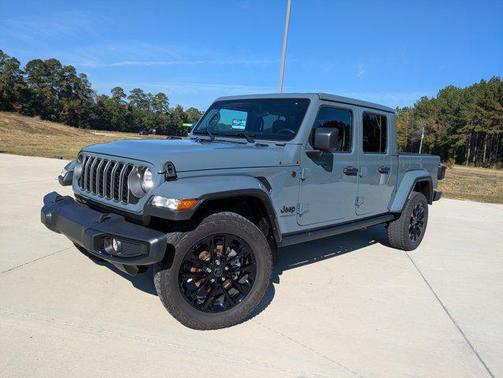 2025 Jeep Gladiator Nighthawk