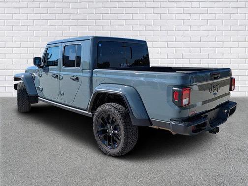 2025 Jeep Gladiator Nighthawk