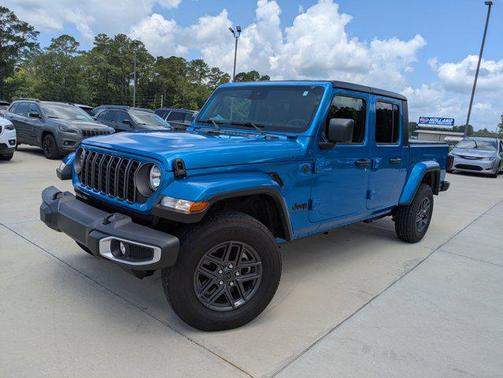 2024 Jeep Gladiator Sport S