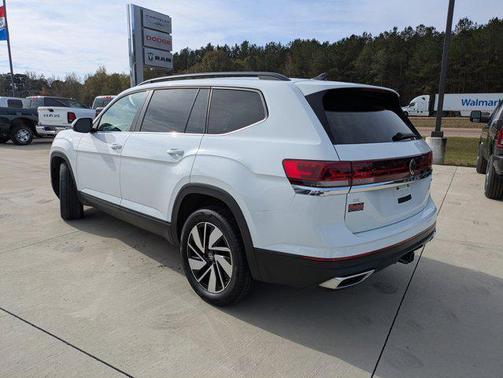 2024 Volkswagen Atlas 2.0T SE w/Technology 4MOTION