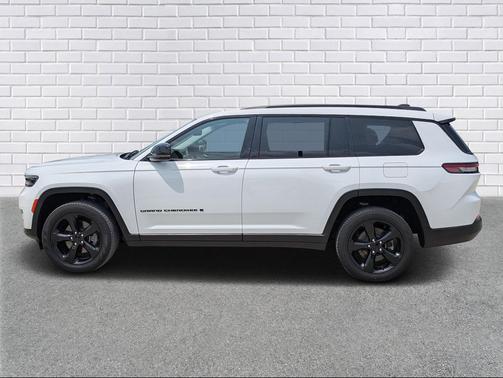 Bright White Clearcoat 2023 Jeep Grand Cherokee L Limited