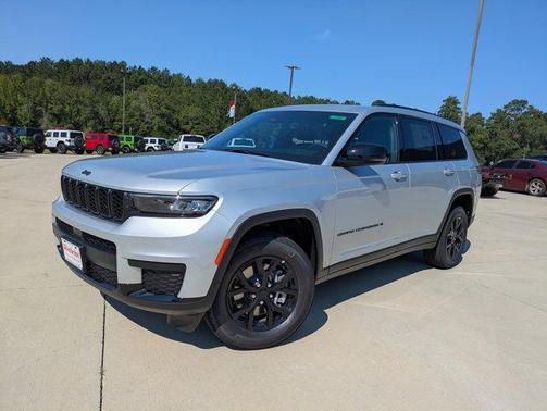 2025 Jeep Grand Cherokee L Altitude
