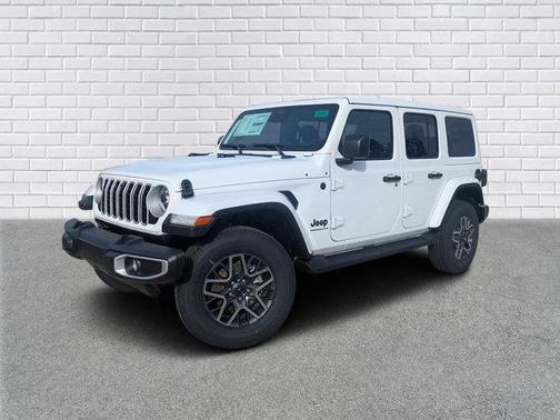 2026 Jeep Wrangler 4-Door Sahara 4x4