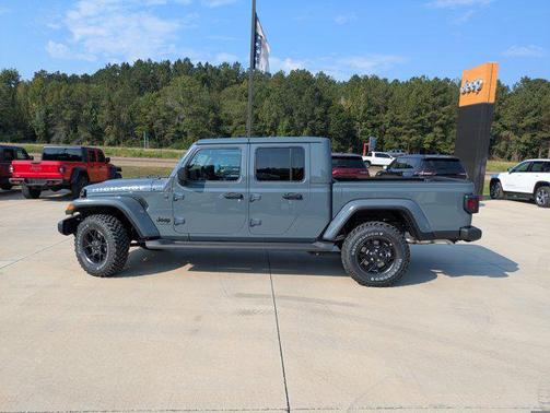 2025 Jeep Gladiator High Tide