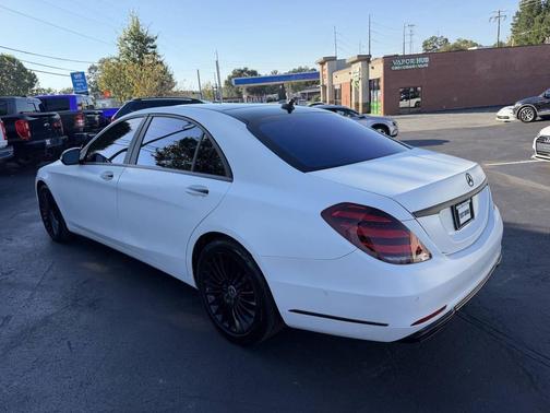 White 2019 Mercedes-Benz S-Class 4MATIC
