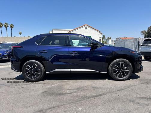 Midnight Tide Mica 2026 Subaru Solterra Premium
