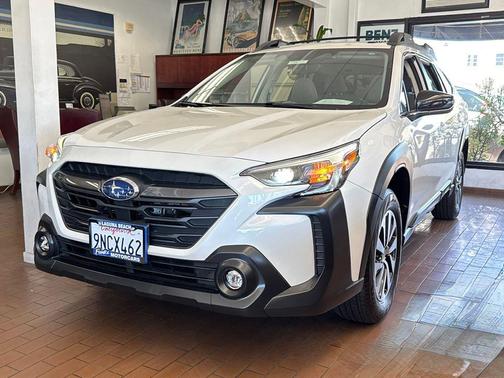 2024 Subaru Outback Premium