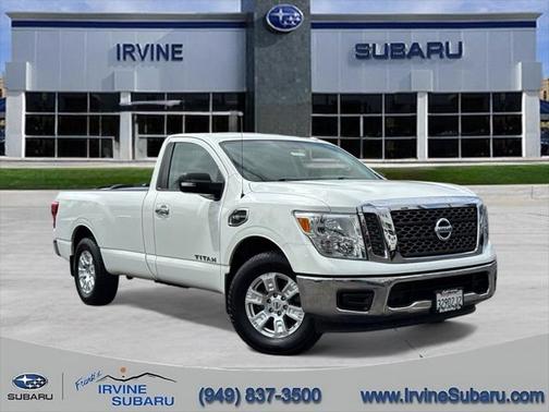 2017 Nissan Titan SV