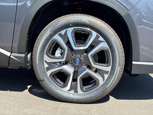 2025 Subaru Ascent Touring 7-Passenger