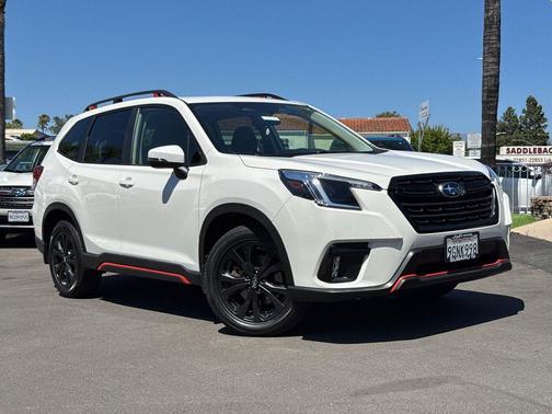 Crystal White Pearl 2023 Subaru Forester Sport