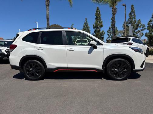 Crystal White Pearl 2023 Subaru Forester Sport