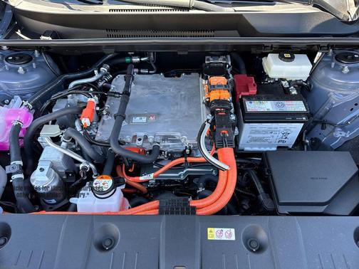 Harbor Mist Gray Pearl 2026 Subaru Solterra Limited