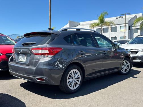2018 Subaru Impreza 2.0i Premium