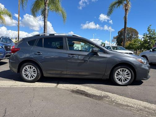 2018 Subaru Impreza 2.0i Premium