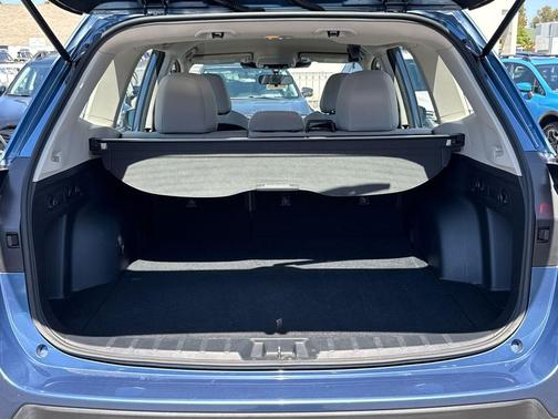 Horizon Blue Pearl 2023 Subaru Forester Base
