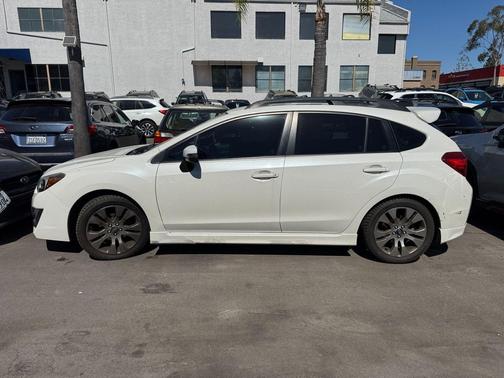 Crystal White Pearl 2015 Subaru Impreza 2.0i Sport Premium