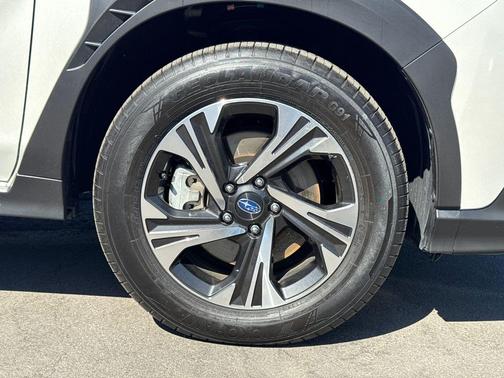 Crystal White Pearl 2025 Subaru Crosstrek Premium