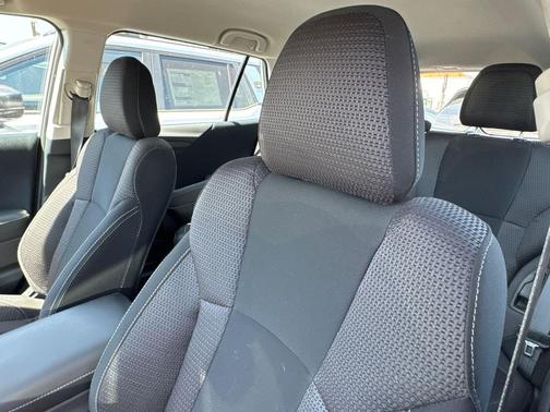 Crystal White Pearl 2025 Subaru Outback Base