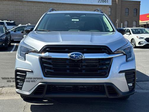 Ice Silver Metallic 2026 Subaru Ascent Limited 7-Passenger