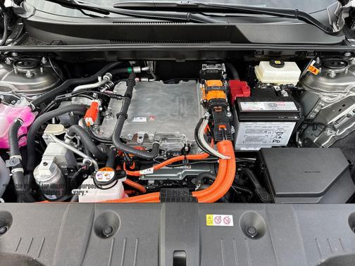 2026 Subaru Solterra Limited