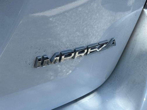 Crystal White Pearl 2023 Subaru Impreza Base