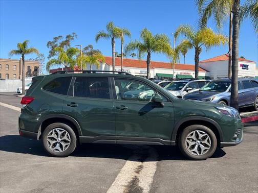 2022 Subaru Forester Premium
