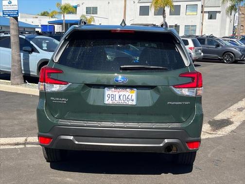 2022 Subaru Forester Premium