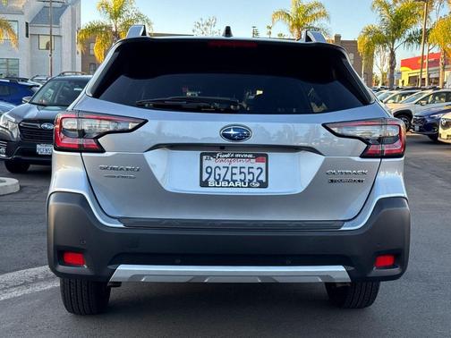 2023 Subaru Outback Touring XT
