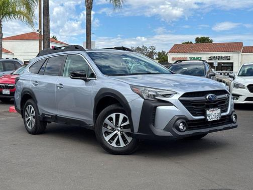 2025 Subaru Outback Premium
