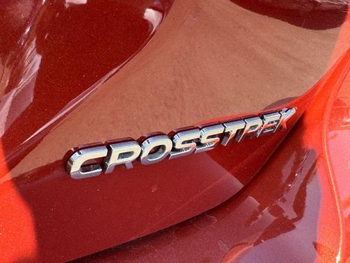 Sun Blaze Pearl 2024 Subaru Crosstrek Premium