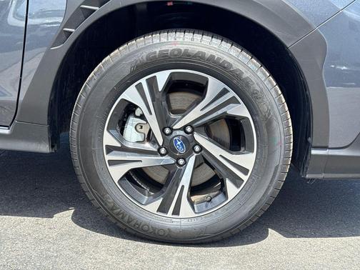 Magnetite Gray Metallic 2025 Subaru Crosstrek Premium