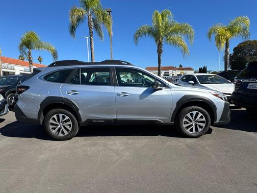 2024 Subaru Outback Base