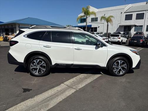 2022 Subaru Outback Touring XT