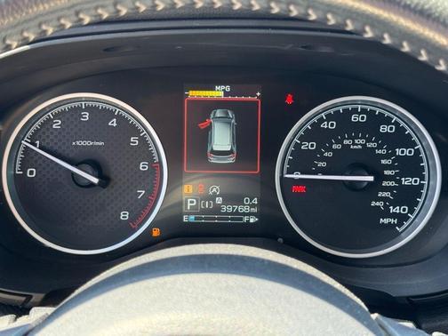 Crystal White Pearl 2024 Subaru Forester Limited