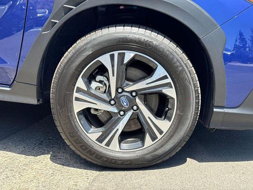 Sapphire Blue Pearl 2025 Subaru Crosstrek Premium