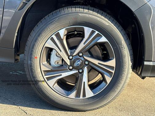 Magnetite Gray Metallic/Crystal Black Silica 2026 Subaru Crosstrek Premium