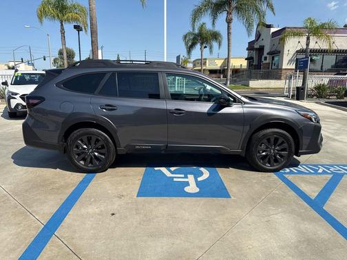 2025 Subaru Outback Onyx Edition XT